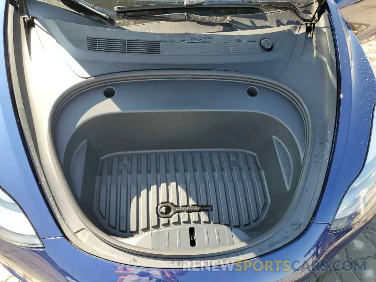 11 Photograph of a damaged car 5YJ3E1EB7PF662782 TESLA MODEL 3 2023
