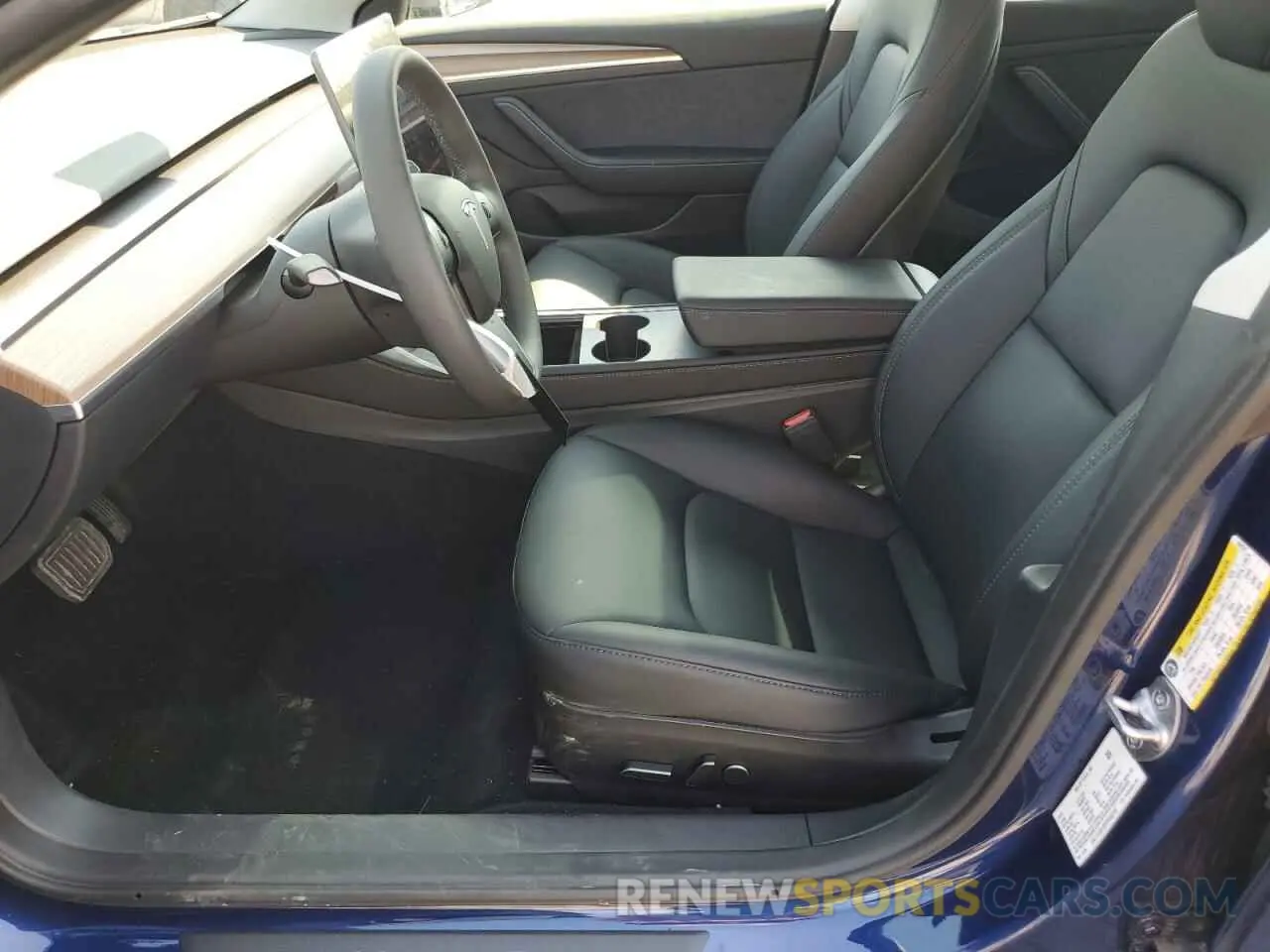 7 Photograph of a damaged car 5YJ3E1EB7PF662782 TESLA MODEL 3 2023