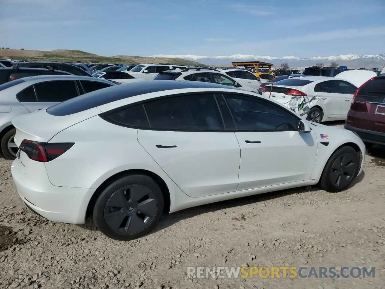 3 Photograph of a damaged car 5YJ3E1EB7PF686922 TESLA MODEL 3 2023