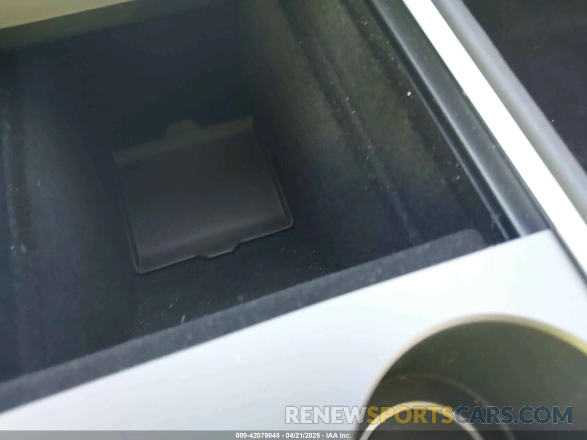18 Photograph of a damaged car 5YJ3E1EB7PF704061 TESLA MODEL 3 2023