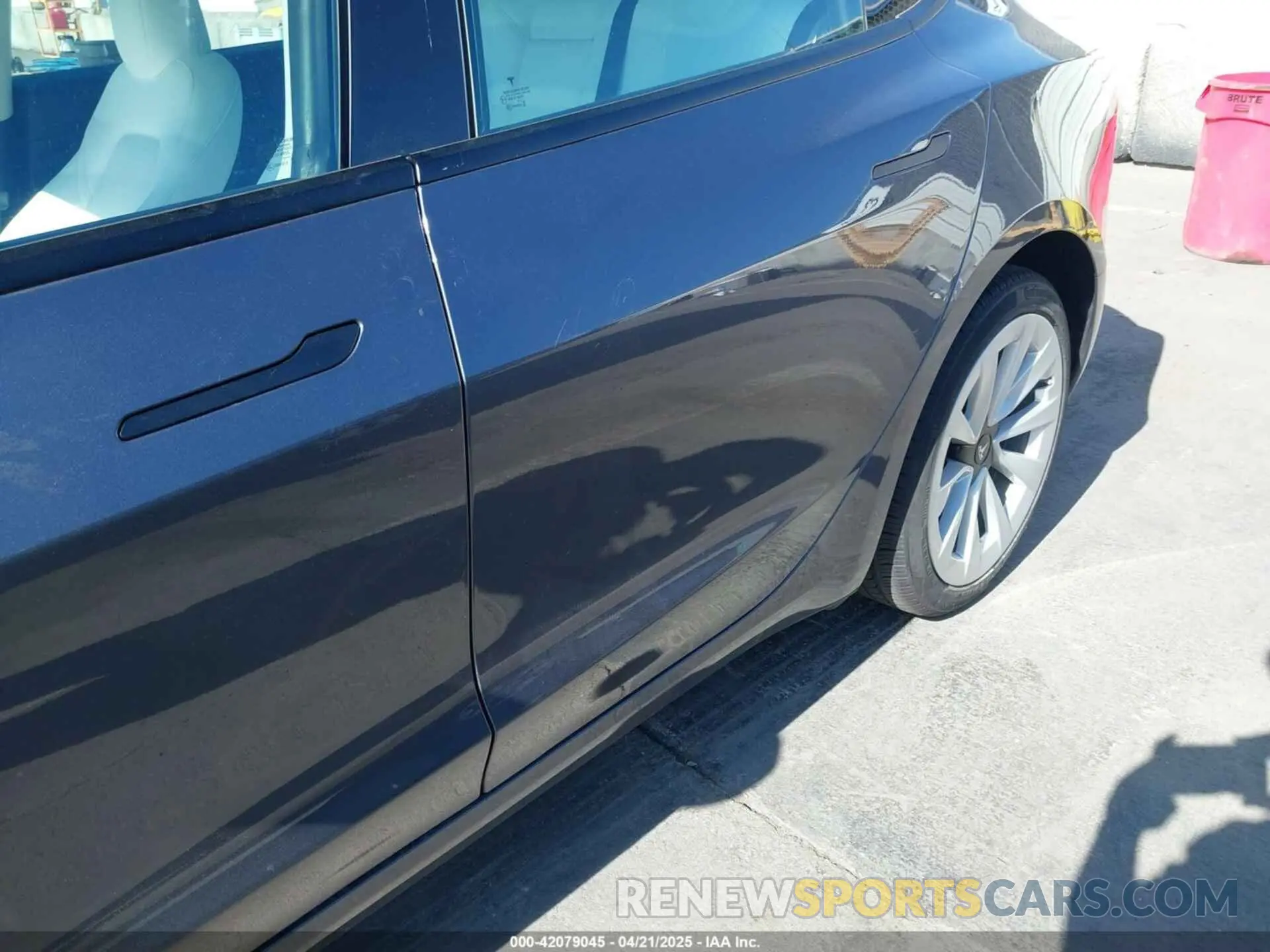 6 Photograph of a damaged car 5YJ3E1EB7PF704061 TESLA MODEL 3 2023