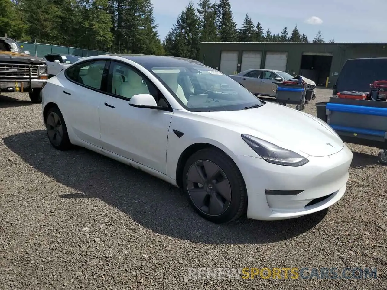 4 Photograph of a damaged car 5YJ3E1EB8PF386449 TESLA MODEL 3 2023