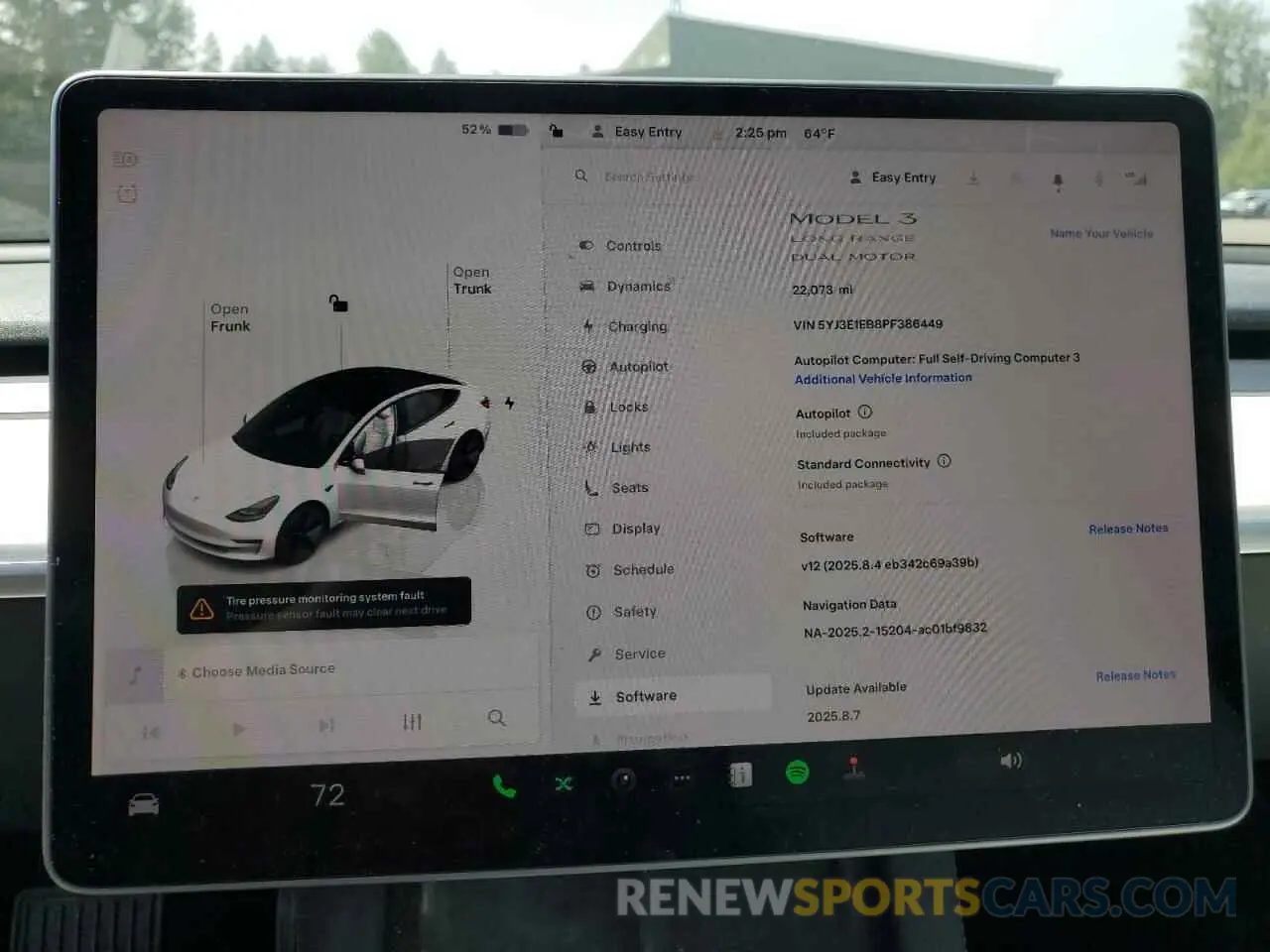 9 Photograph of a damaged car 5YJ3E1EB8PF386449 TESLA MODEL 3 2023