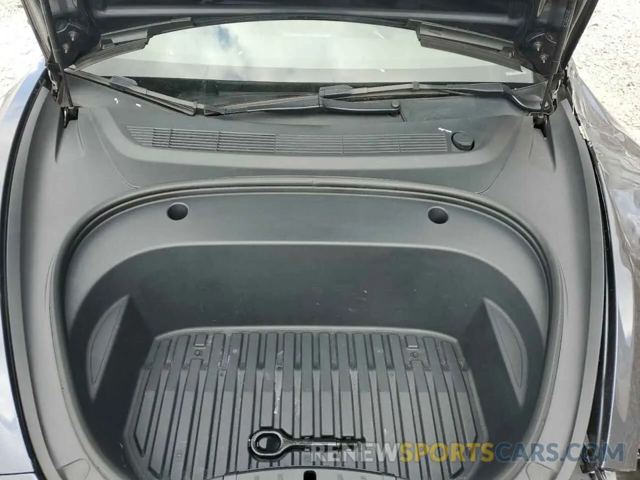 11 Photograph of a damaged car 5YJ3E1EB8PF392106 TESLA MODEL 3 2023
