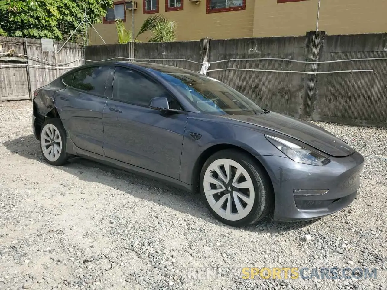 4 Photograph of a damaged car 5YJ3E1EB8PF392106 TESLA MODEL 3 2023