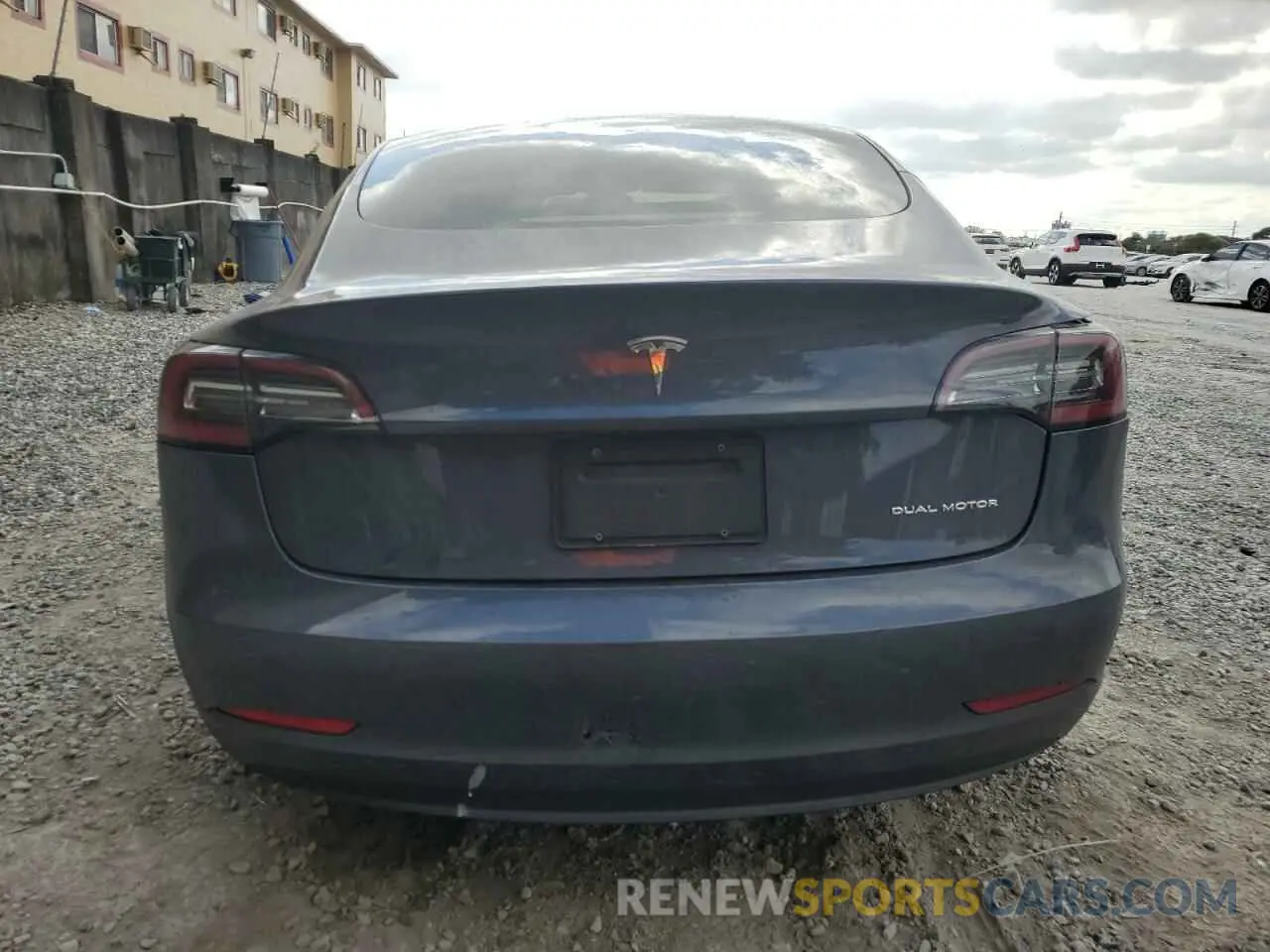 6 Photograph of a damaged car 5YJ3E1EB8PF392106 TESLA MODEL 3 2023