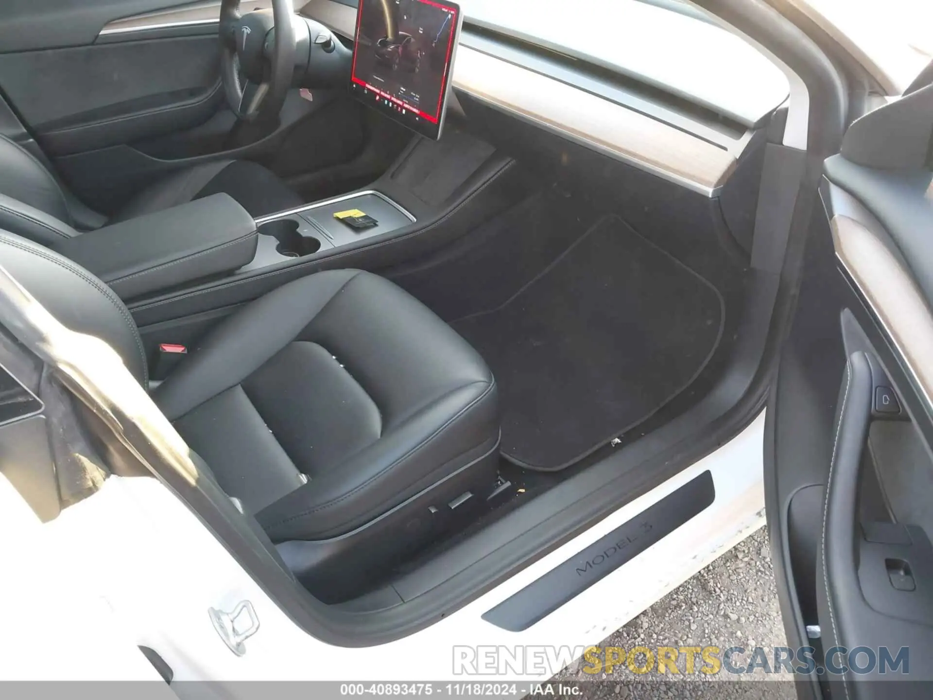 5 Photograph of a damaged car 5YJ3E1EB8PF604938 TESLA MODEL 3 2023