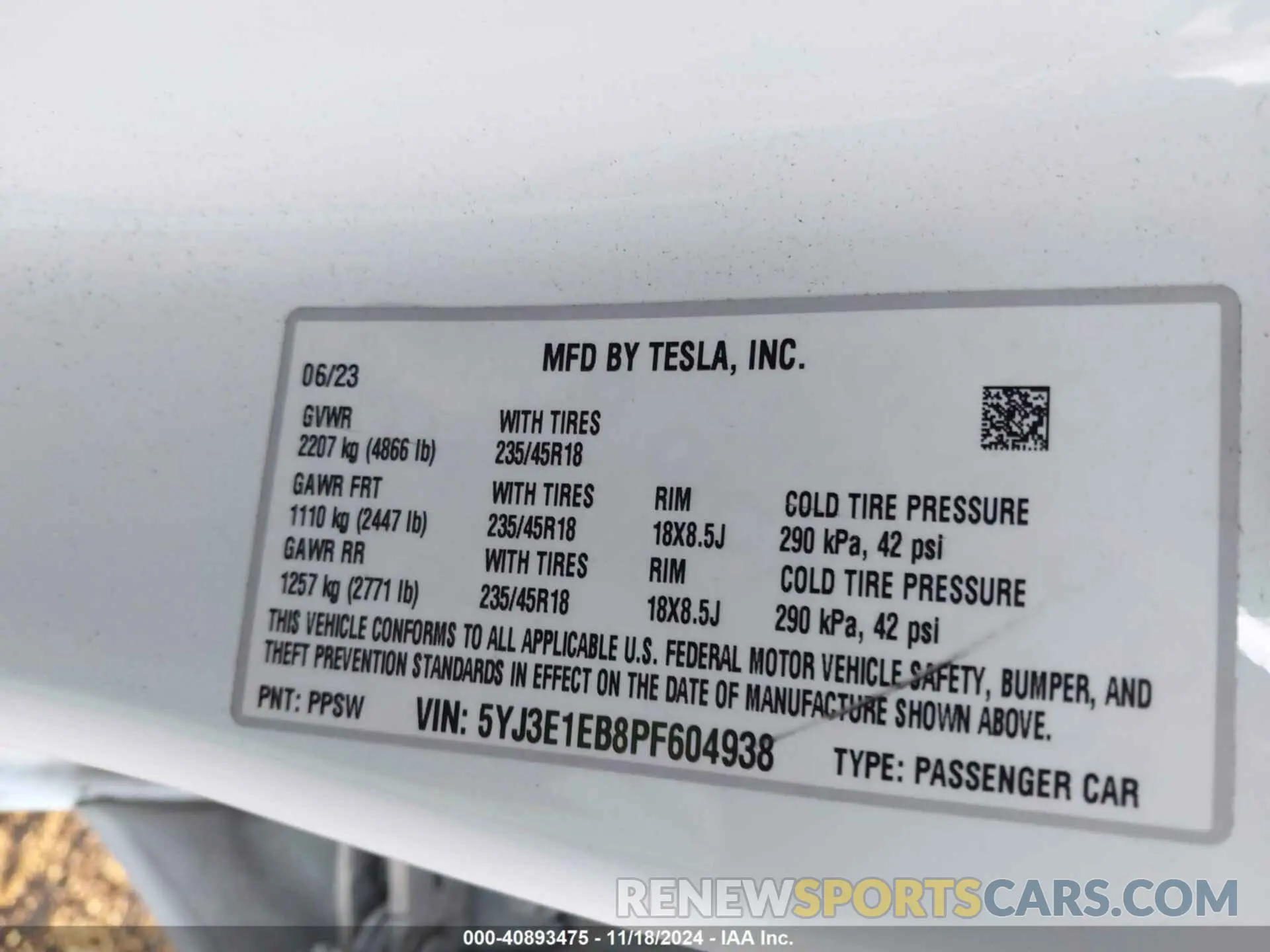9 Photograph of a damaged car 5YJ3E1EB8PF604938 TESLA MODEL 3 2023