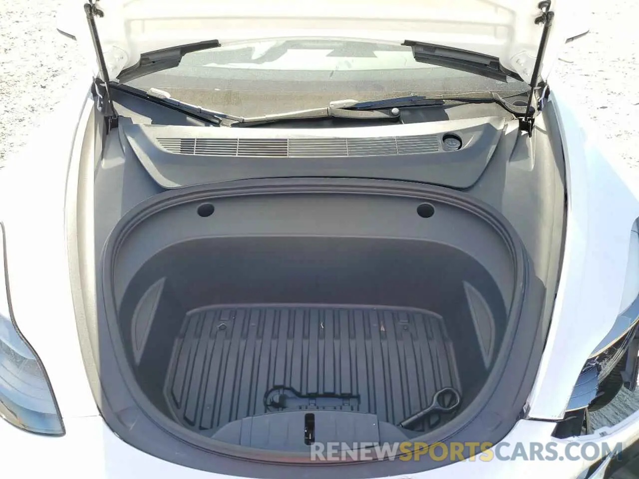 11 Photograph of a damaged car 5YJ3E1EB8PF609640 TESLA MODEL 3 2023
