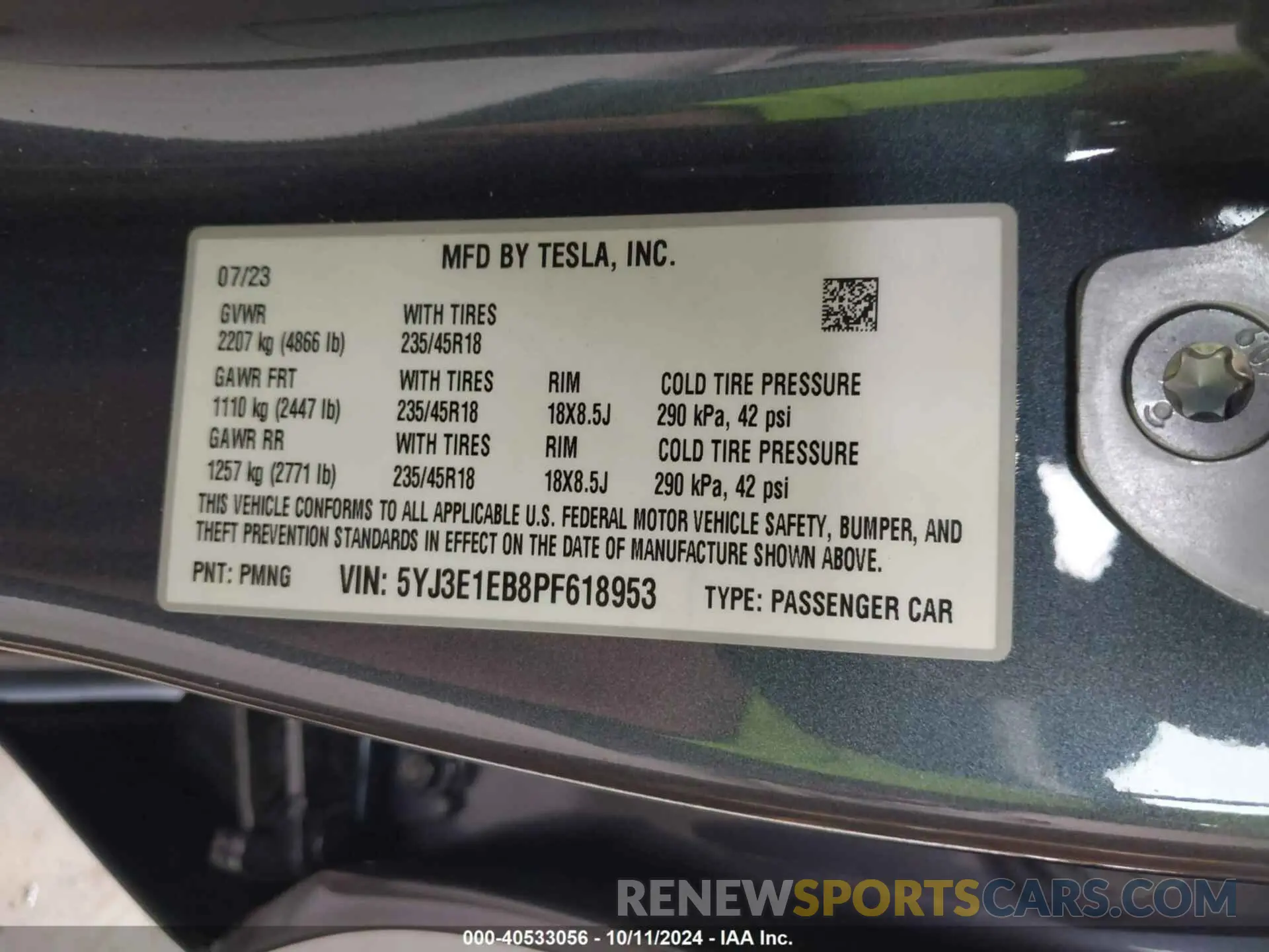 9 Photograph of a damaged car 5YJ3E1EB8PF618953 TESLA MODEL 3 2023