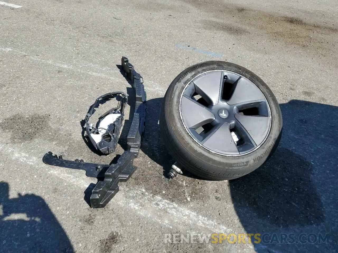 12 Photograph of a damaged car 5YJ3E1EB8PF623862 TESLA MODEL 3 2023