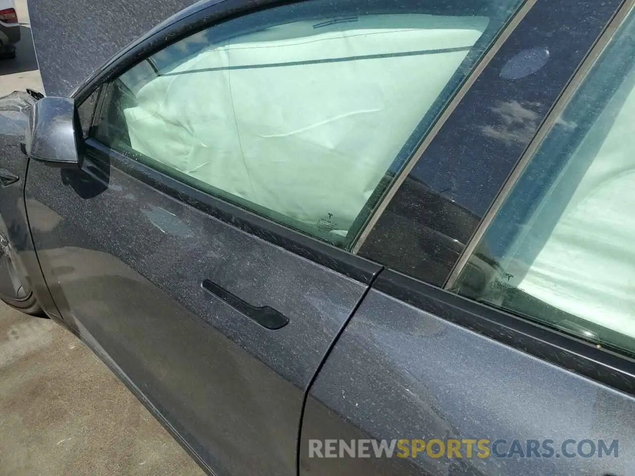 8 Photograph of a damaged car 5YJ3E1EB8PF631492 TESLA MODEL 3 2023