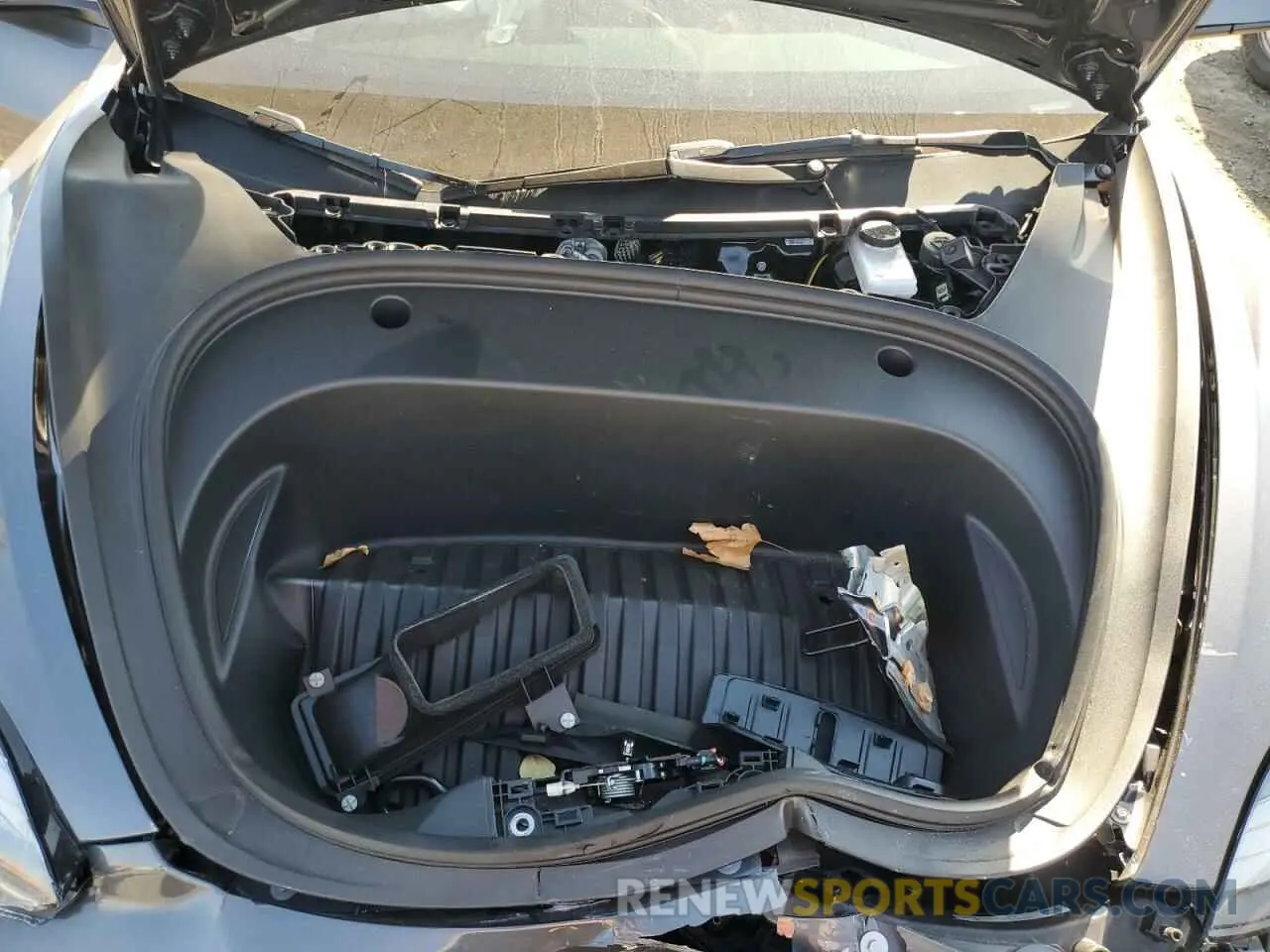 11 Photograph of a damaged car 5YJ3E1EB8PF634487 TESLA MODEL 3 2023