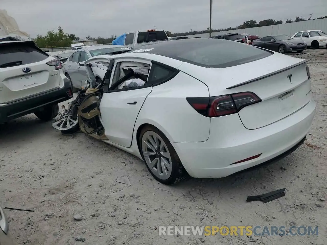 2 Photograph of a damaged car 5YJ3E1EB8PF665836 TESLA MODEL 3 2023