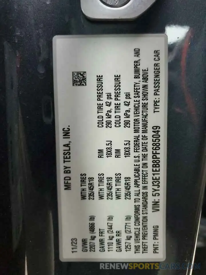 14 Photograph of a damaged car 5YJ3E1EB8PF685049 TESLA MODEL 3 2023