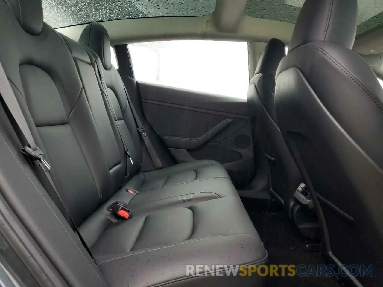 10 Photograph of a damaged car 5YJ3E1EB8PF713545 TESLA MODEL 3 2023