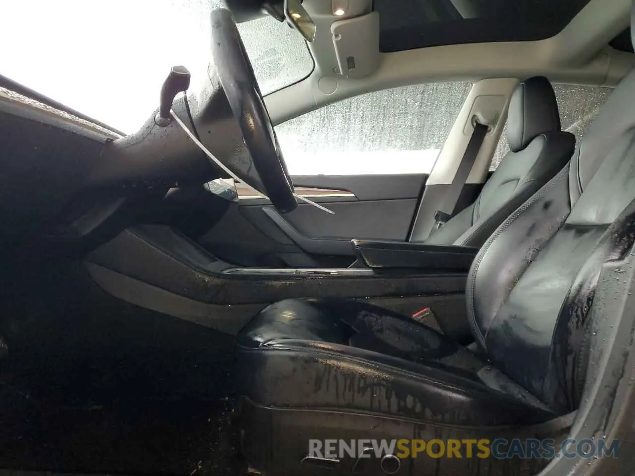 7 Photograph of a damaged car 5YJ3E1EB8PF713545 TESLA MODEL 3 2023