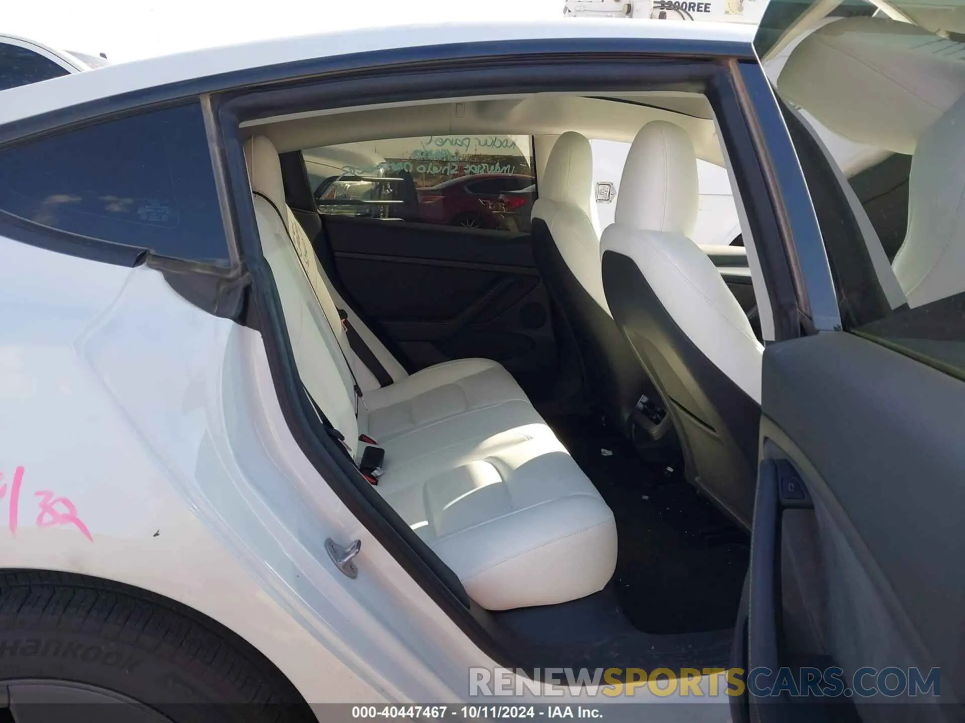 8 Photograph of a damaged car 5YJ3E1EB9PF675730 TESLA MODEL 3 2023
