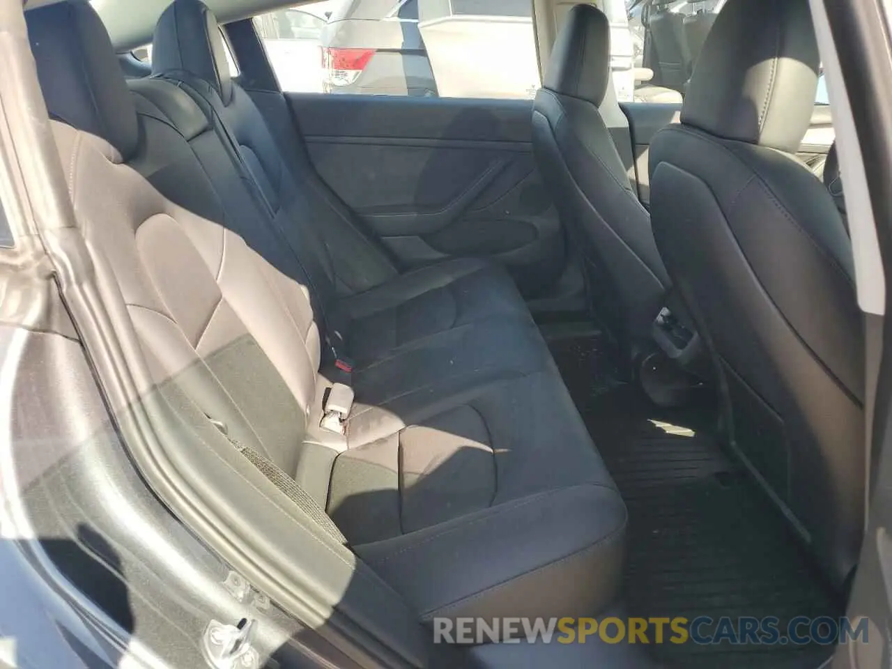 10 Photograph of a damaged car 5YJ3E1EB9PF696707 TESLA MODEL 3 2023