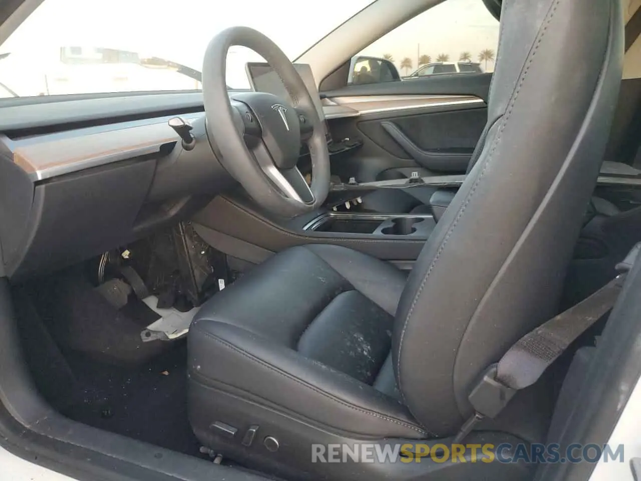 7 Photograph of a damaged car 5YJ3E1EB9PF701484 TESLA MODEL 3 2023