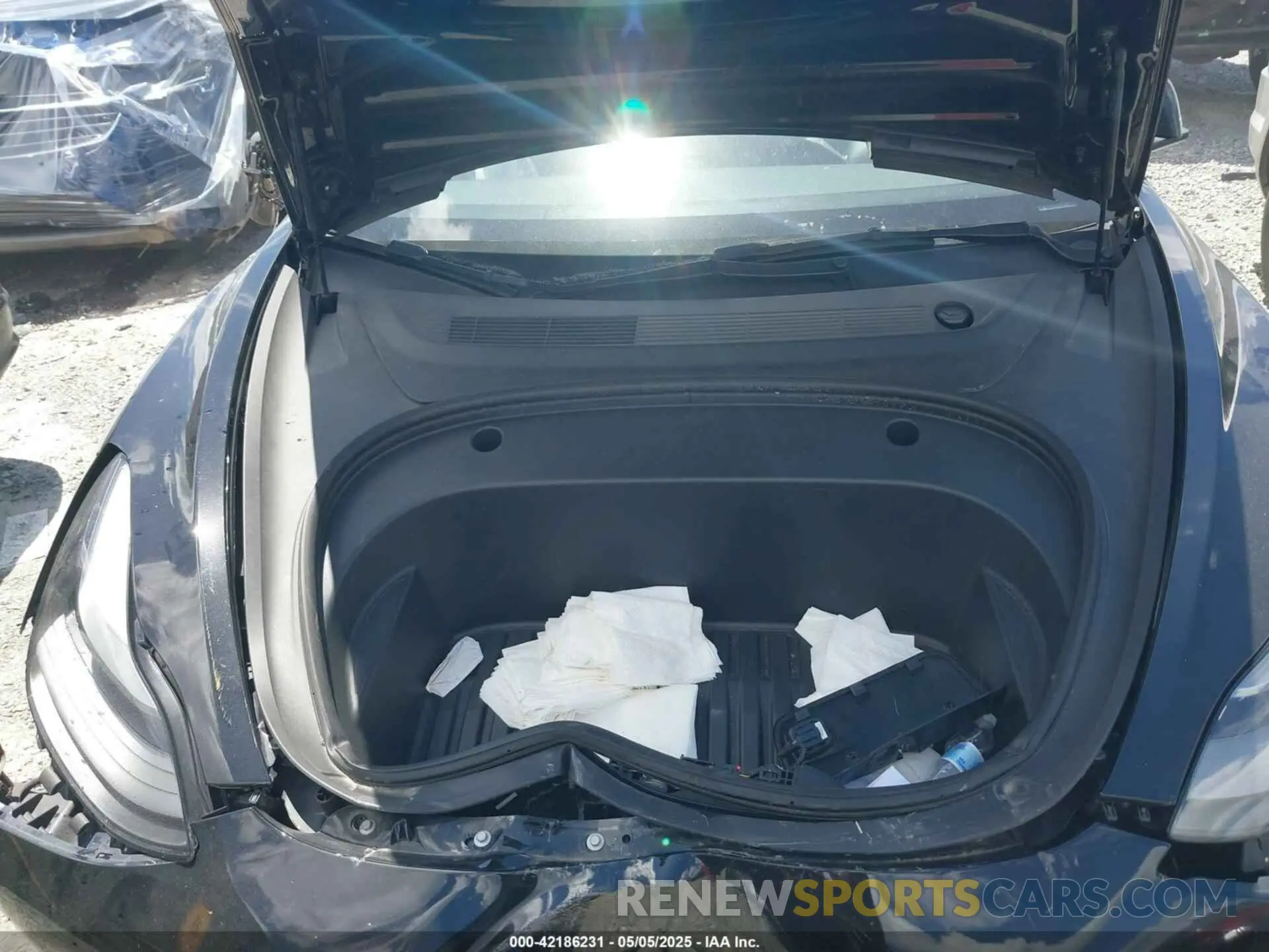 10 Photograph of a damaged car 5YJ3E1EBXPF388011 TESLA MODEL 3 2023