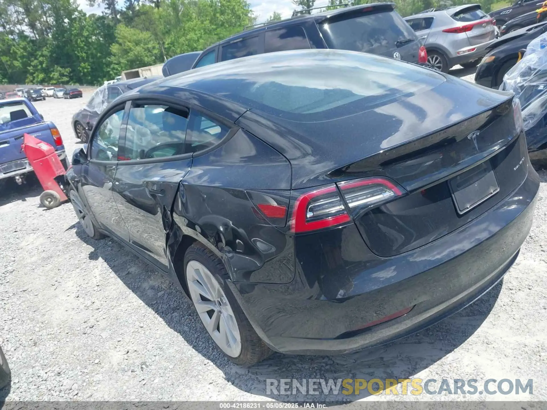 3 Photograph of a damaged car 5YJ3E1EBXPF388011 TESLA MODEL 3 2023