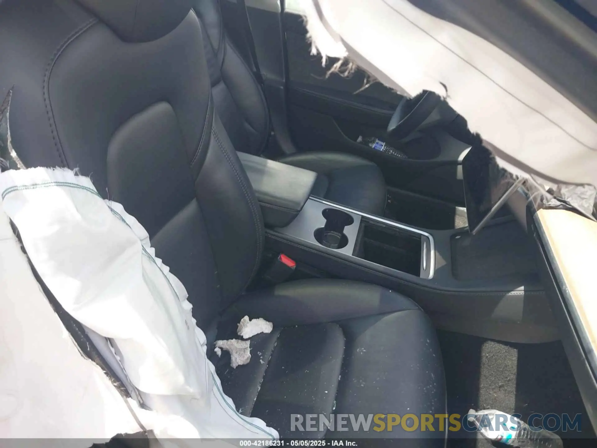 5 Photograph of a damaged car 5YJ3E1EBXPF388011 TESLA MODEL 3 2023