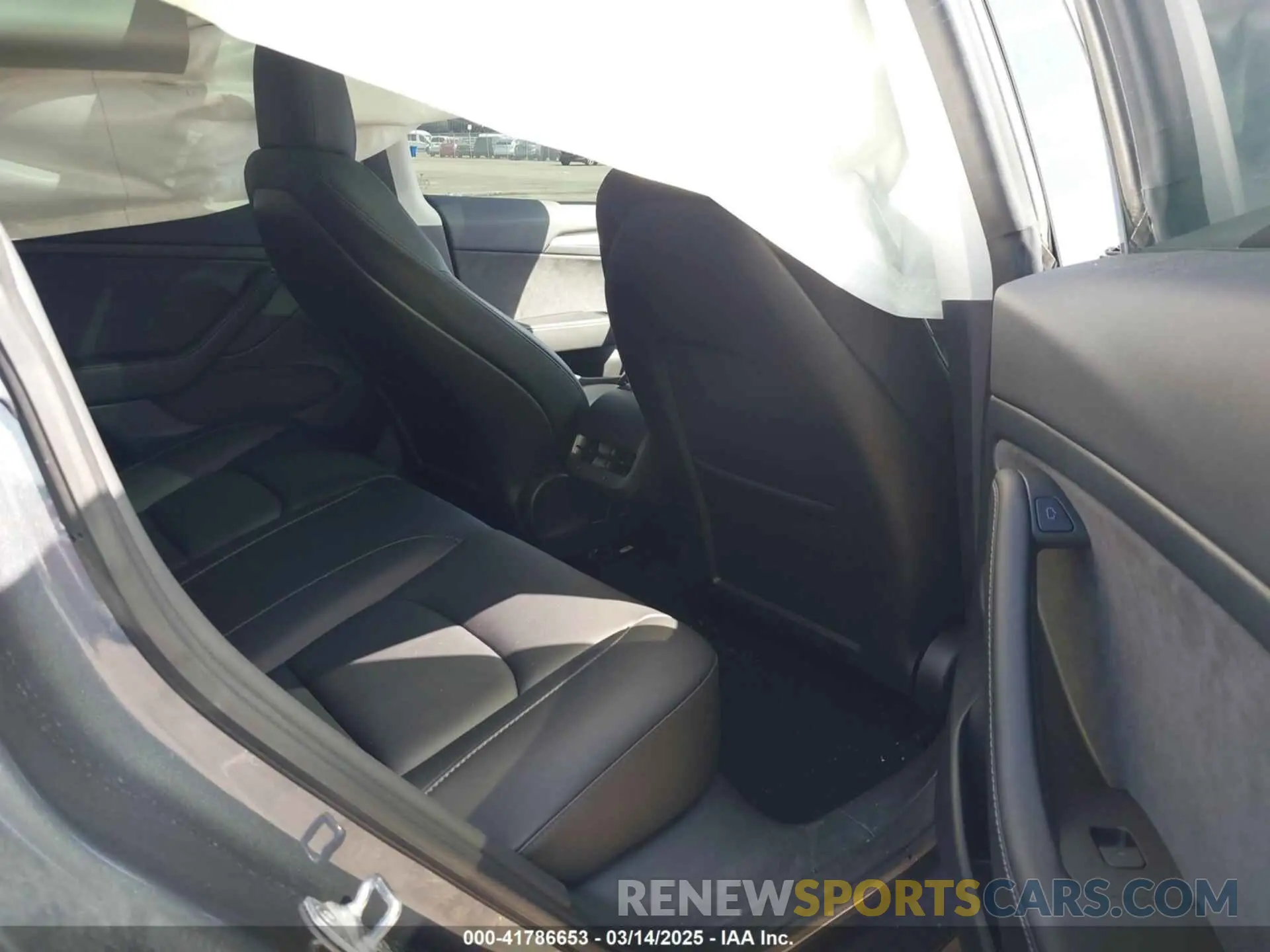 8 Photograph of a damaged car 5YJ3E1EBXPF391507 TESLA MODEL 3 2023
