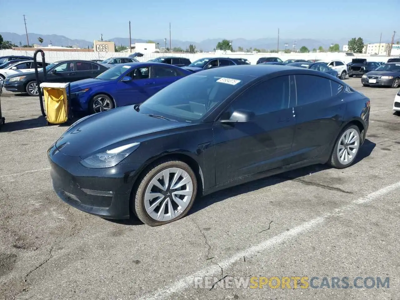1 Photograph of a damaged car 5YJ3E1EBXPF462771 TESLA MODEL 3 2023