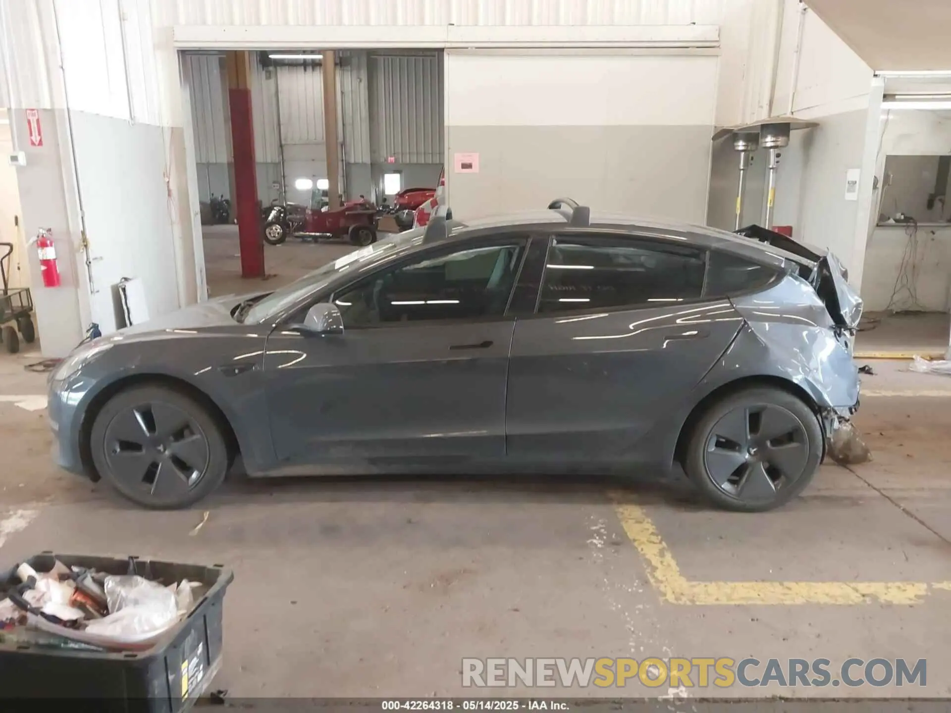 14 Photograph of a damaged car 5YJ3E1EBXPF468036 TESLA MODEL 3 2023