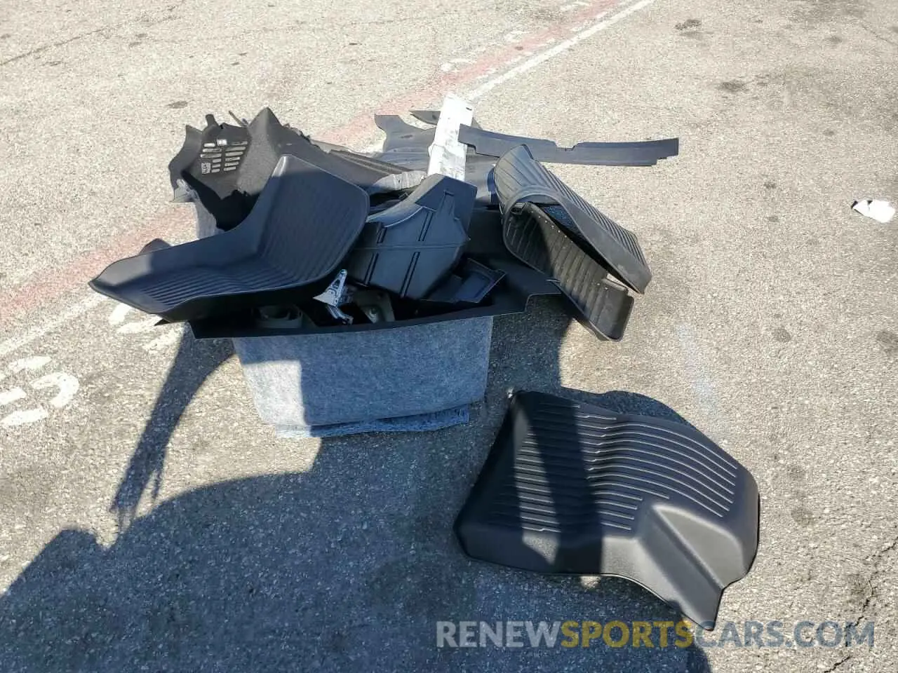 14 Photograph of a damaged car 5YJ3E1EBXPF604178 TESLA MODEL 3 2023