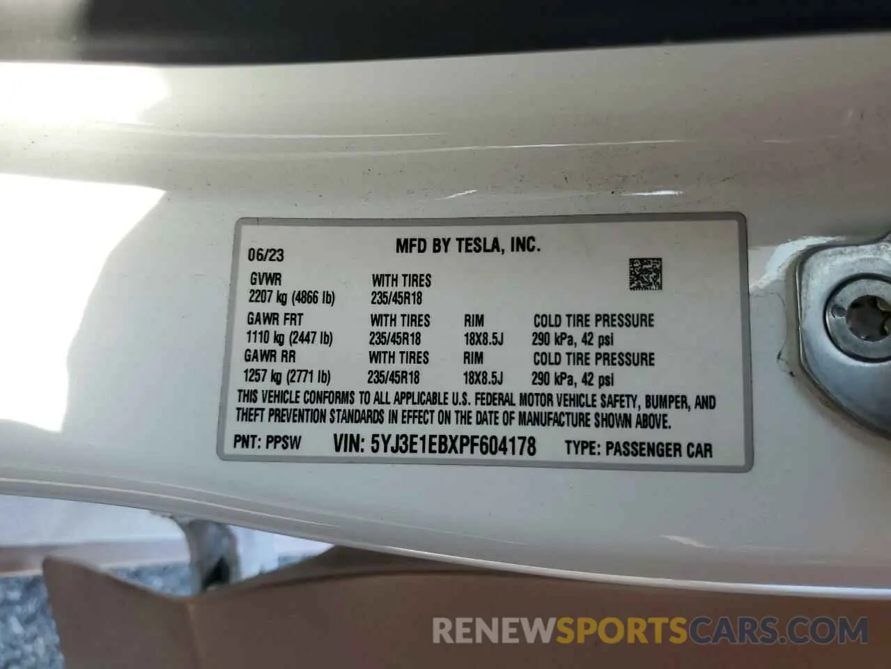 15 Photograph of a damaged car 5YJ3E1EBXPF604178 TESLA MODEL 3 2023
