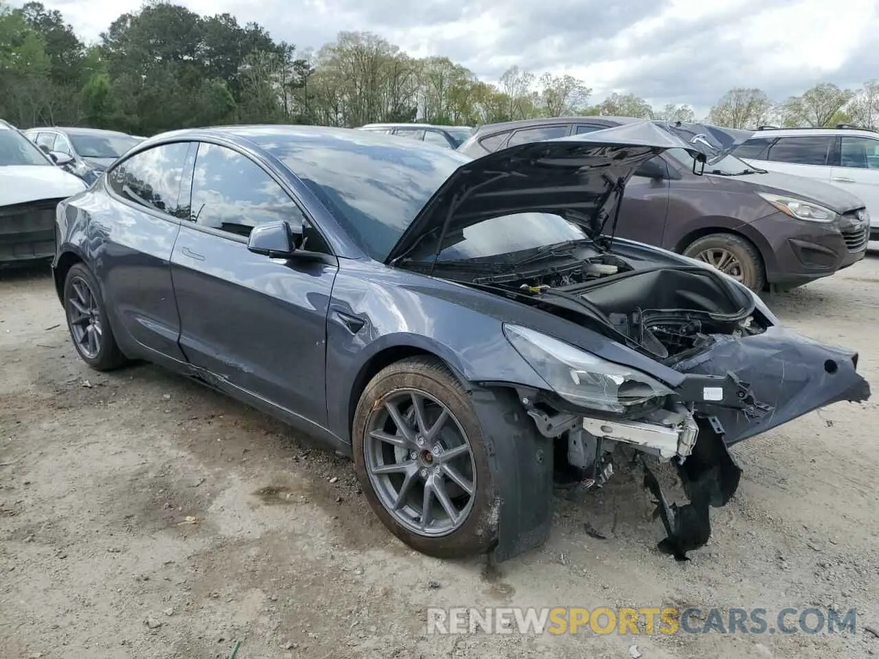 4 Photograph of a damaged car 5YJ3E1EBXPF663912 TESLA MODEL 3 2023