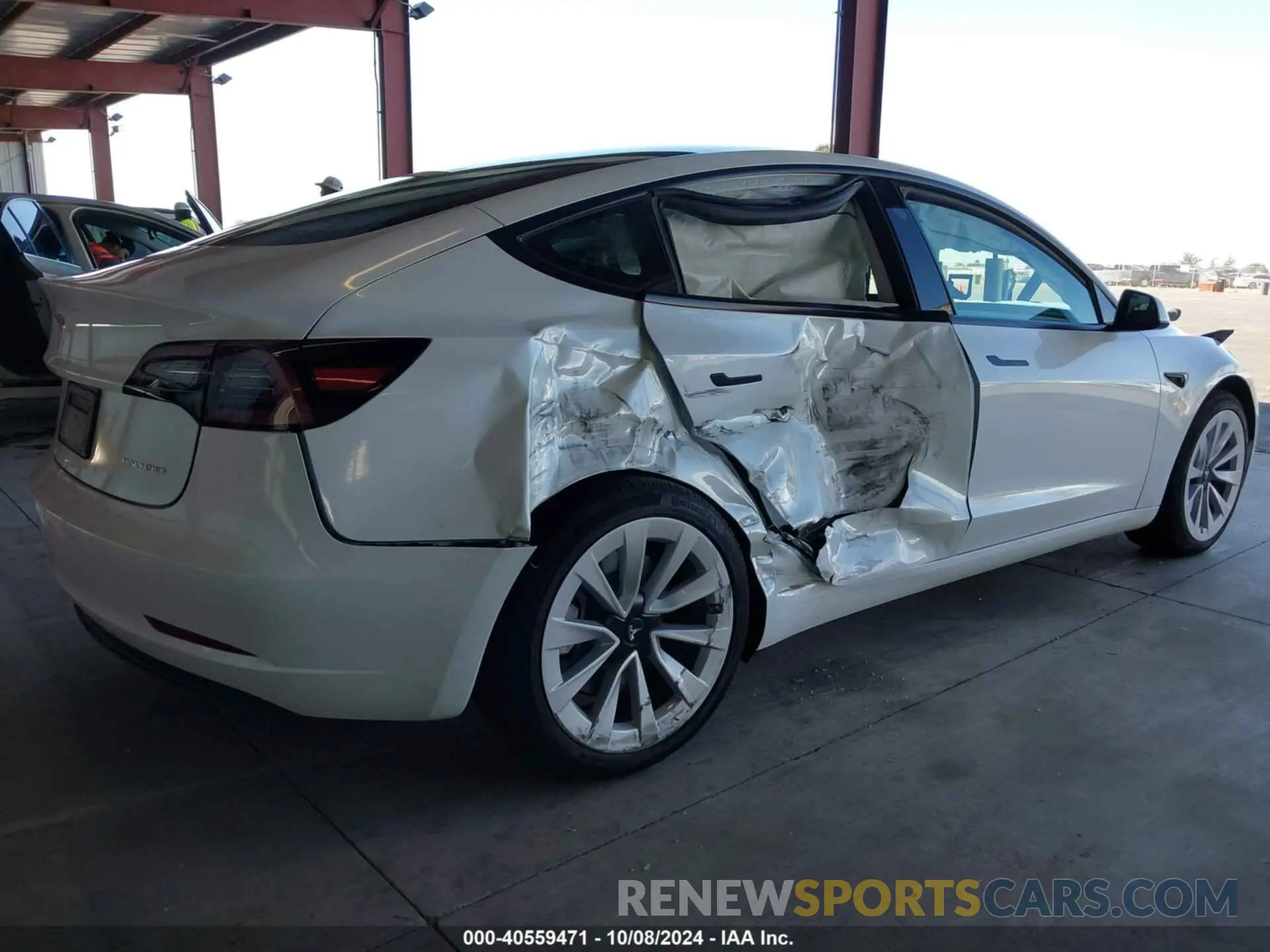 4 Photograph of a damaged car 5YJ3E1EBXPF714860 TESLA MODEL 3 2023