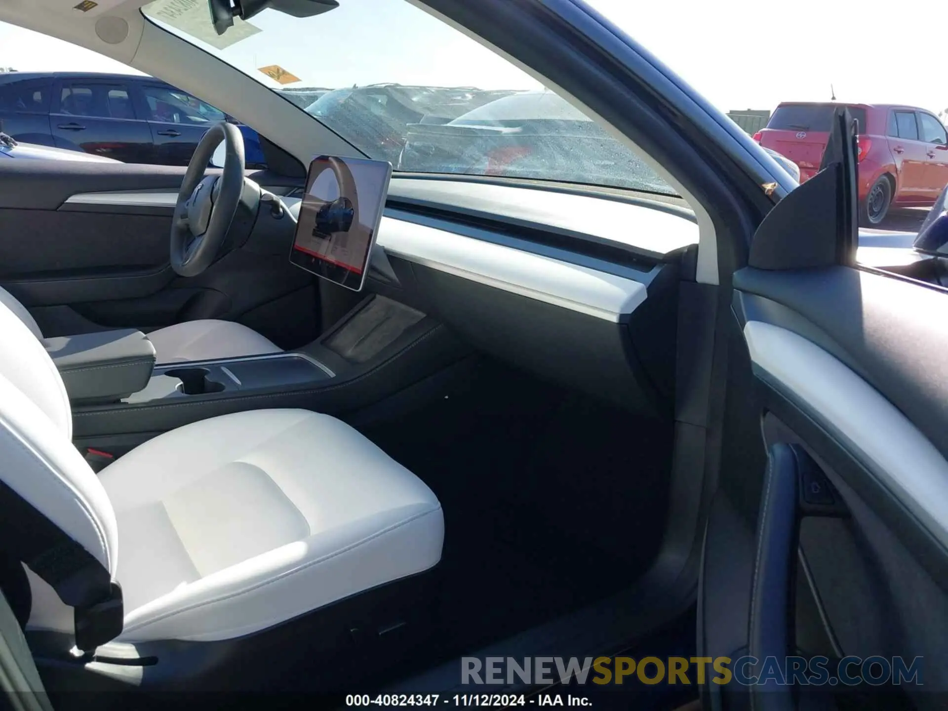5 Photograph of a damaged car 5YJ3E1EC0PF399172 TESLA MODEL 3 2023