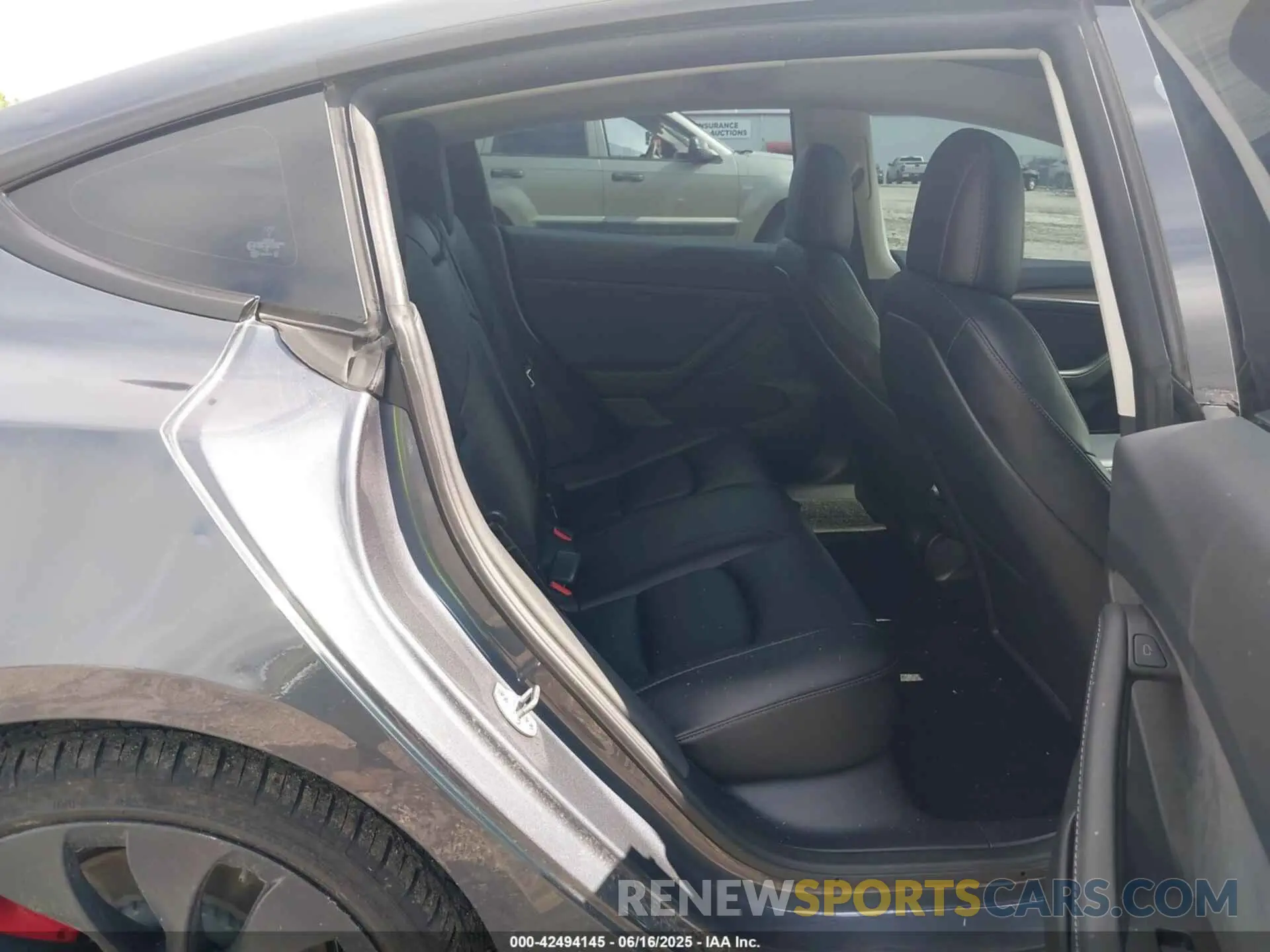8 Photograph of a damaged car 5YJ3E1EC0PF399284 TESLA MODEL 3 2023