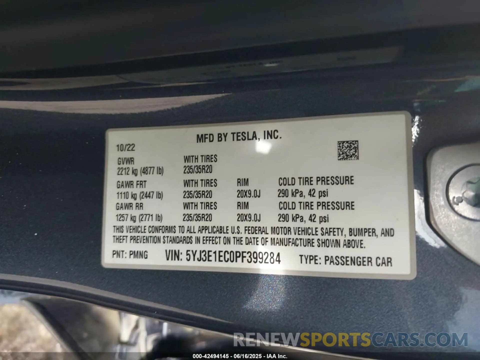 9 Photograph of a damaged car 5YJ3E1EC0PF399284 TESLA MODEL 3 2023