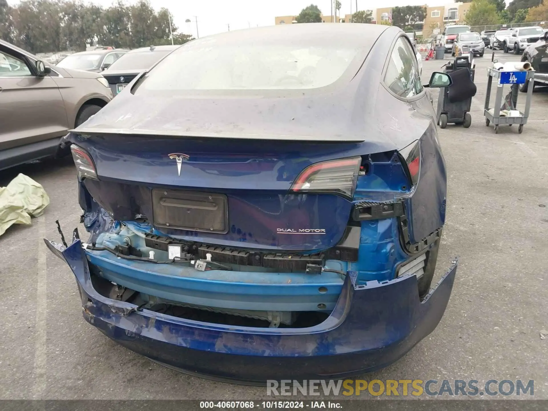 15 Photograph of a damaged car 5YJ3E1EC0PF461279 TESLA MODEL 3 2023