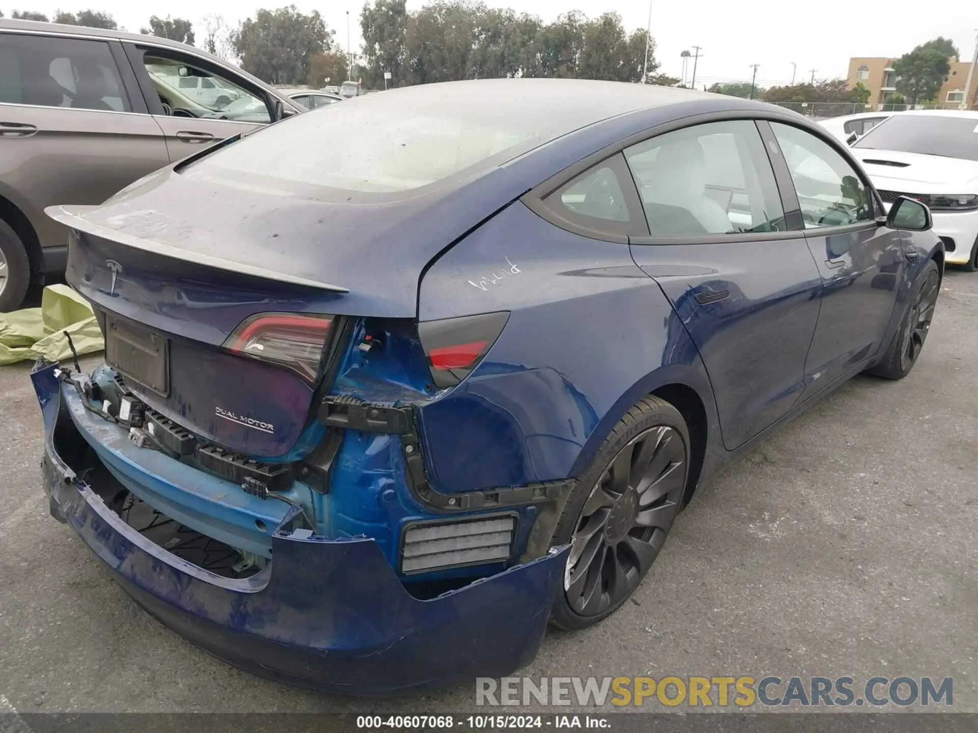 4 Photograph of a damaged car 5YJ3E1EC0PF461279 TESLA MODEL 3 2023