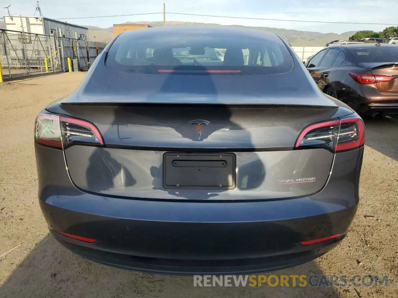 6 Photograph of a damaged car 5YJ3E1EC0PF483847 TESLA MODEL 3 2023