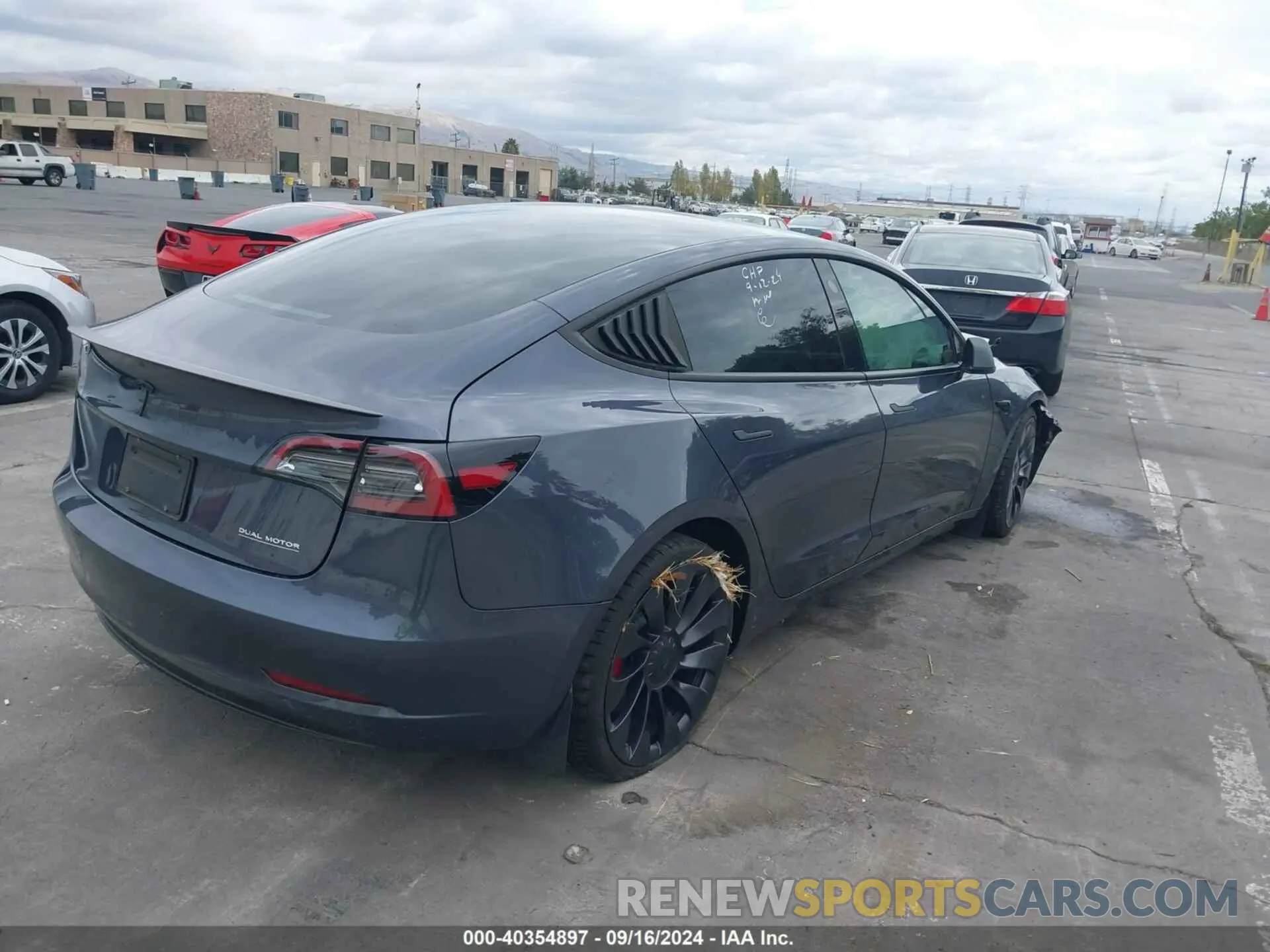 4 Photograph of a damaged car 5YJ3E1EC0PF498784 TESLA MODEL 3 2023