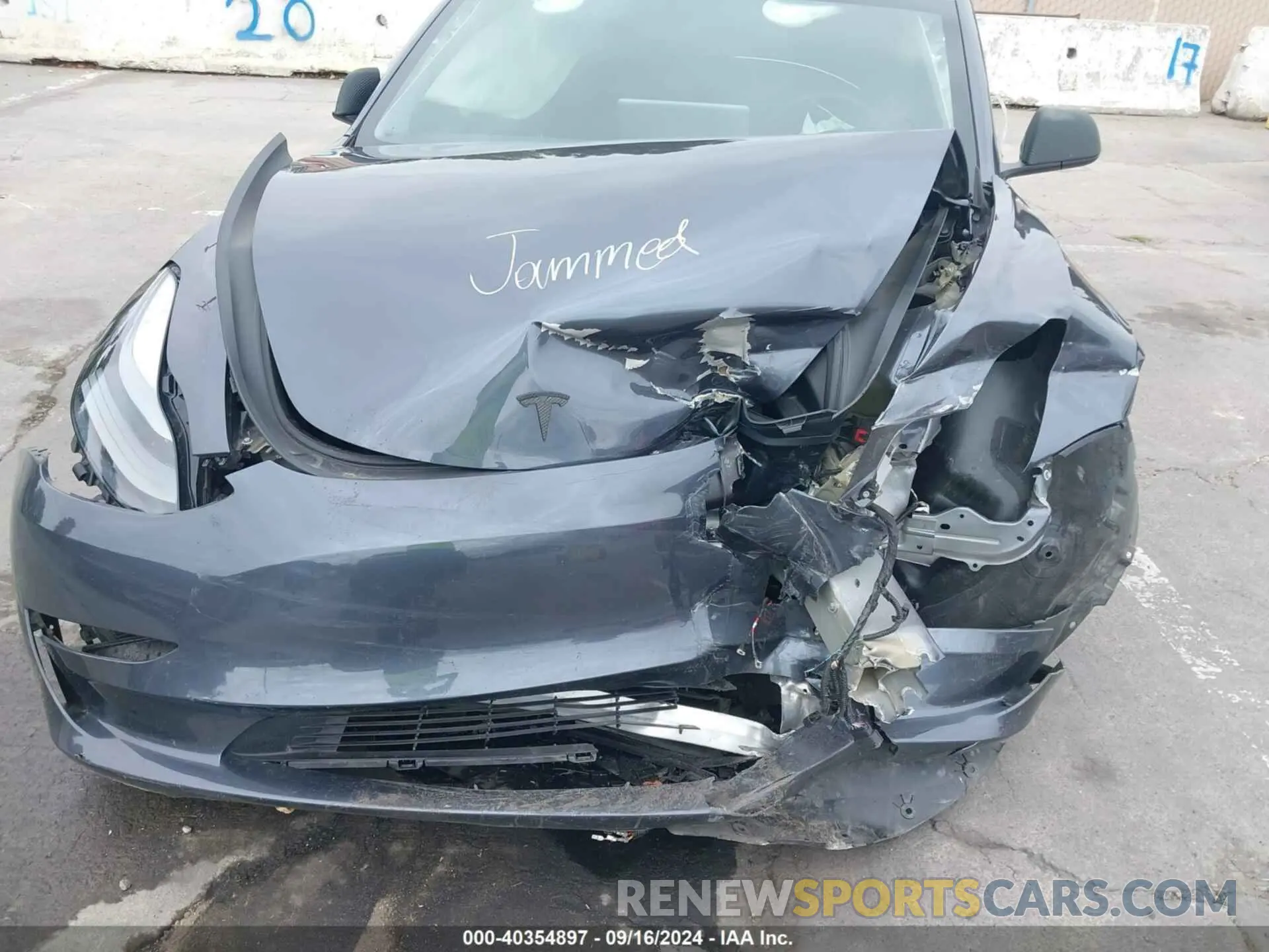 6 Photograph of a damaged car 5YJ3E1EC0PF498784 TESLA MODEL 3 2023