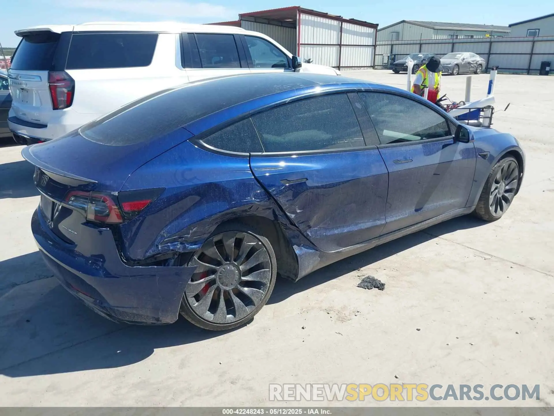 4 Photograph of a damaged car 5YJ3E1EC0PF579218 TESLA MODEL 3 2023