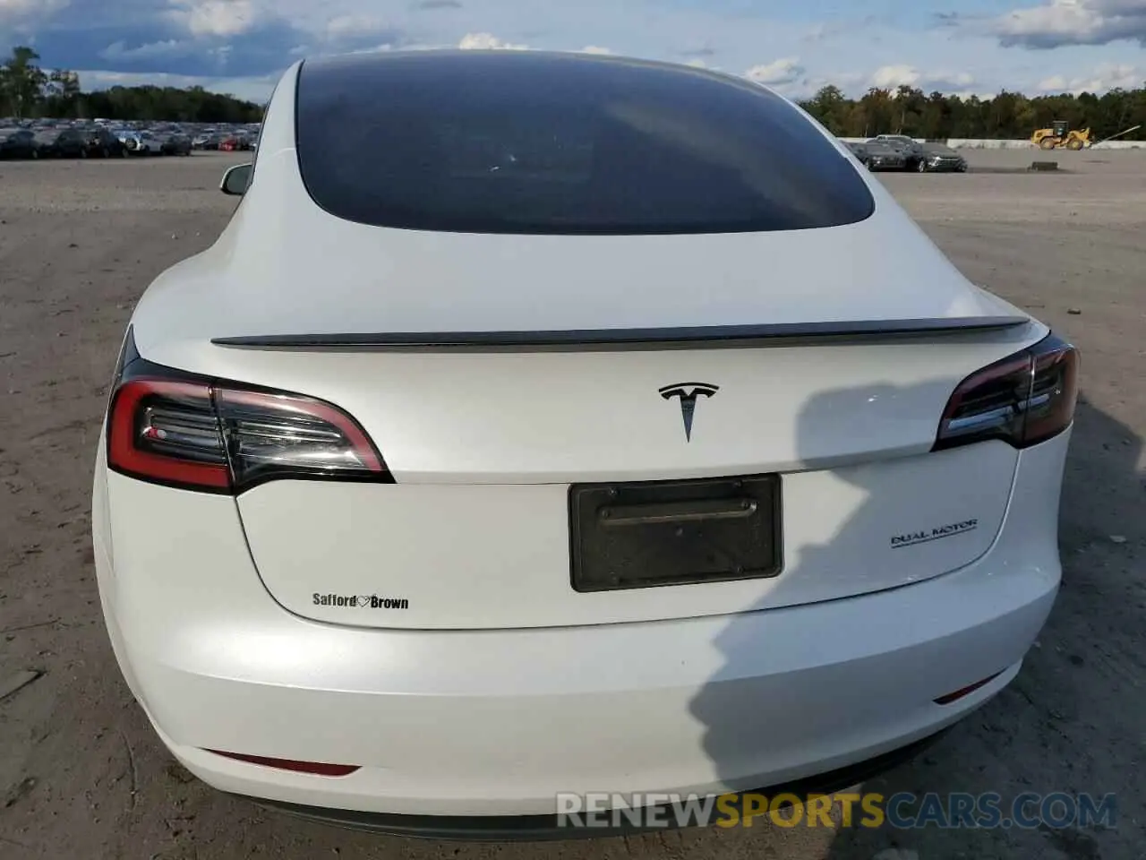 6 Photograph of a damaged car 5YJ3E1EC0PF594933 TESLA MODEL 3 2023