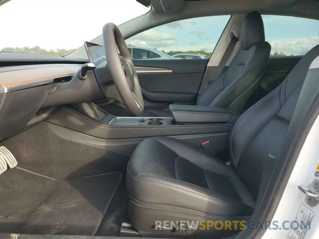 7 Photograph of a damaged car 5YJ3E1EC0PF594933 TESLA MODEL 3 2023