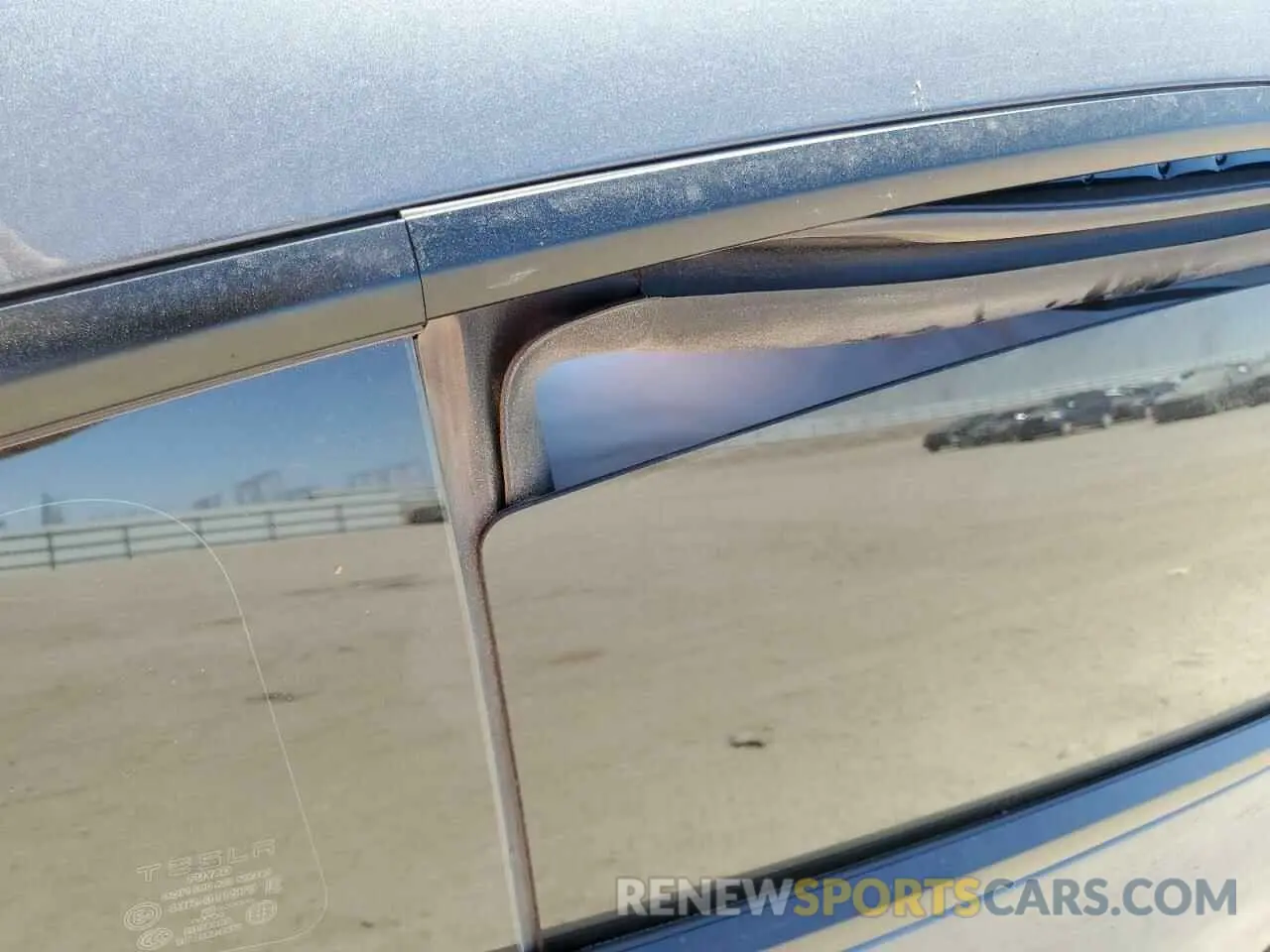 10 Photograph of a damaged car 5YJ3E1EC0PF715234 TESLA MODEL 3 2023