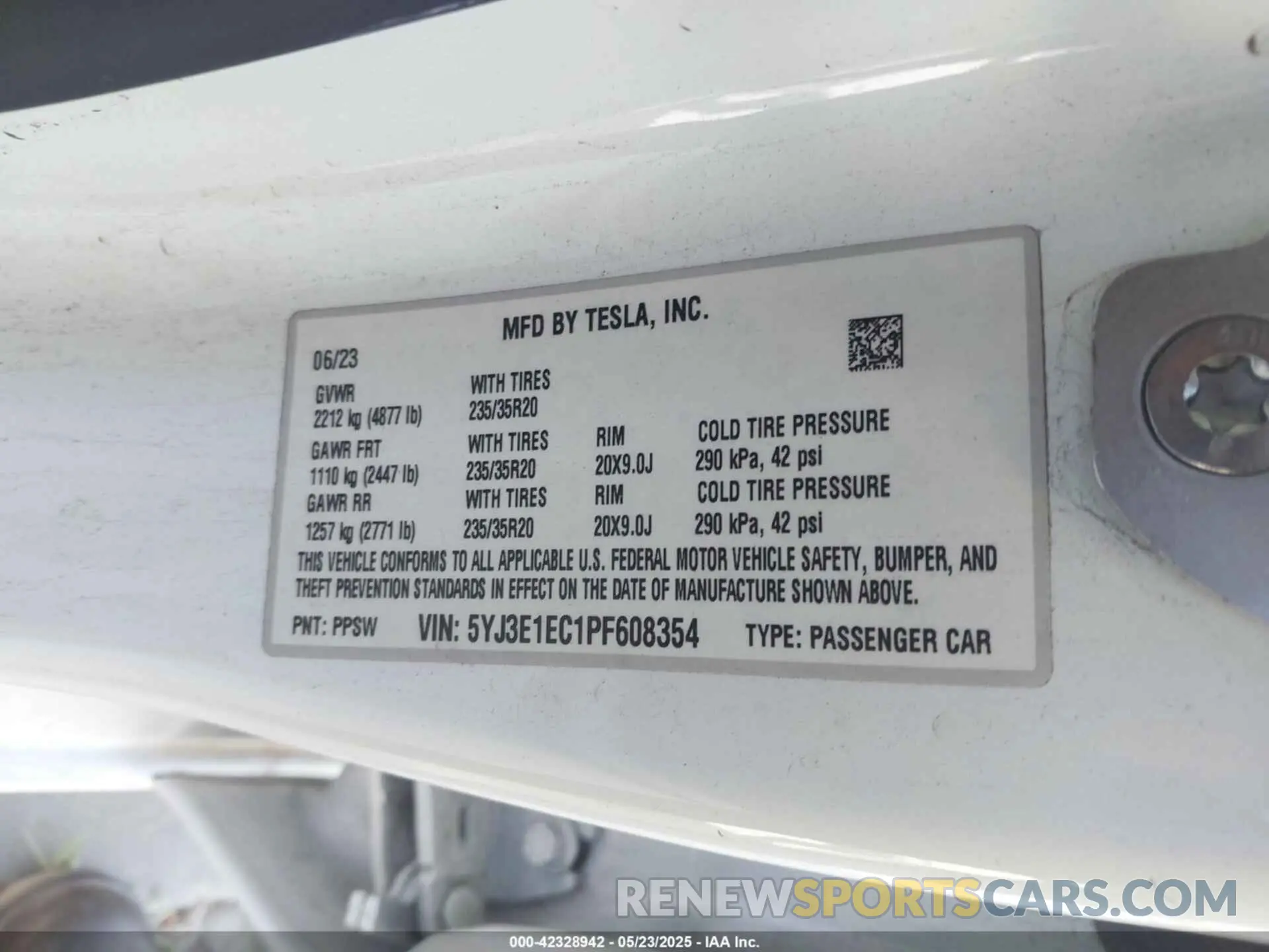 9 Photograph of a damaged car 5YJ3E1EC1PF608354 TESLA MODEL 3 2023