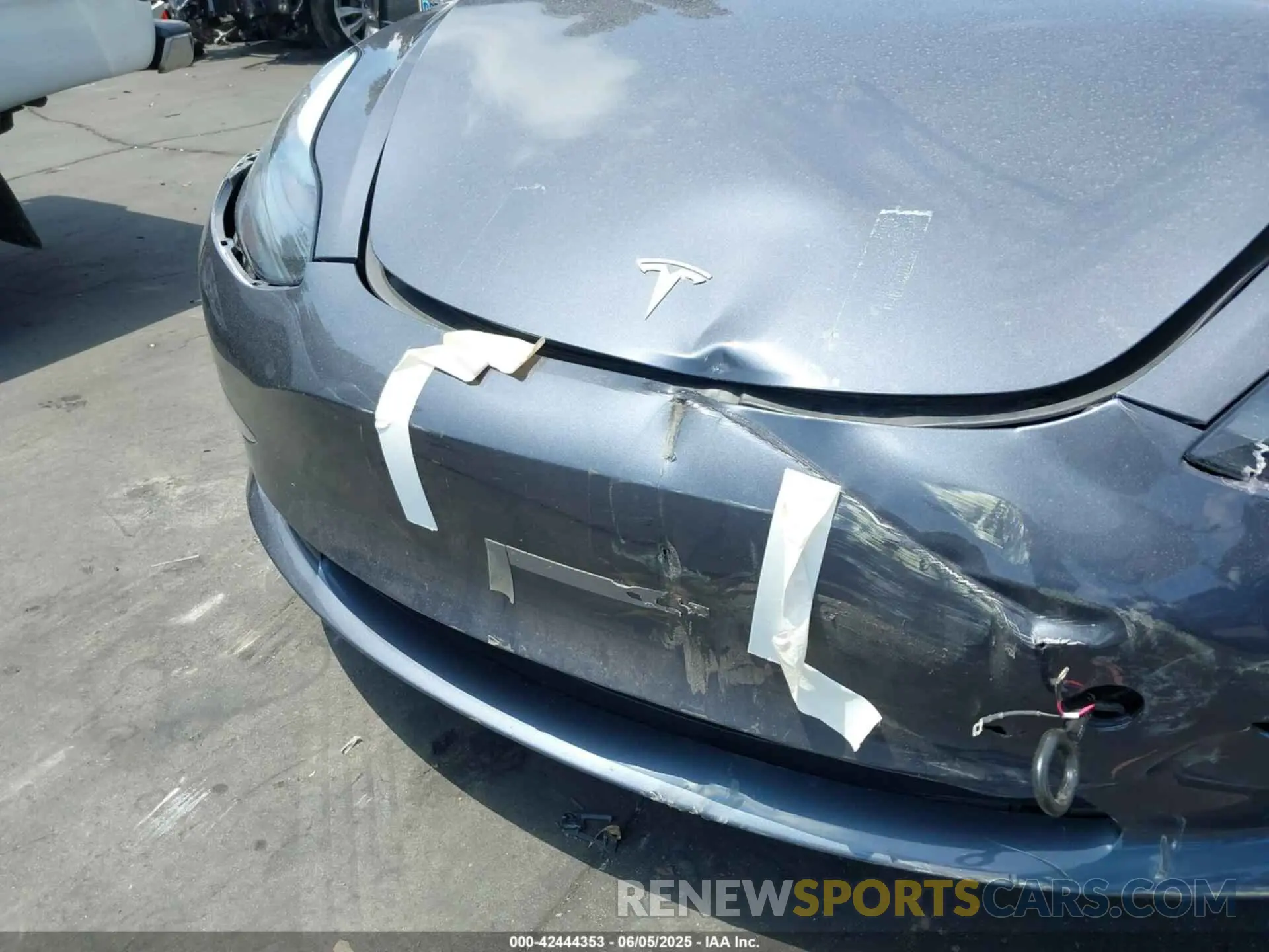 11 Photograph of a damaged car 5YJ3E1EC1PF706557 TESLA MODEL 3 2023