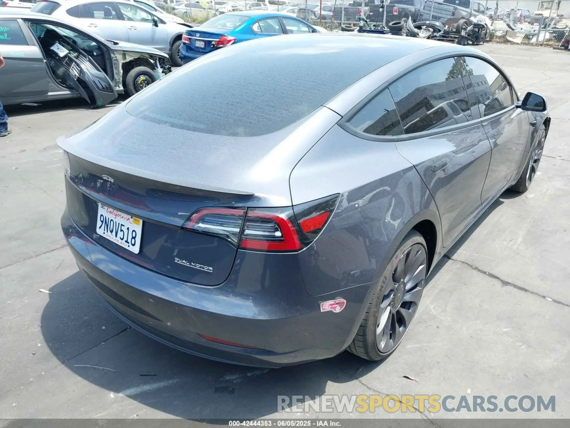 4 Photograph of a damaged car 5YJ3E1EC1PF706557 TESLA MODEL 3 2023
