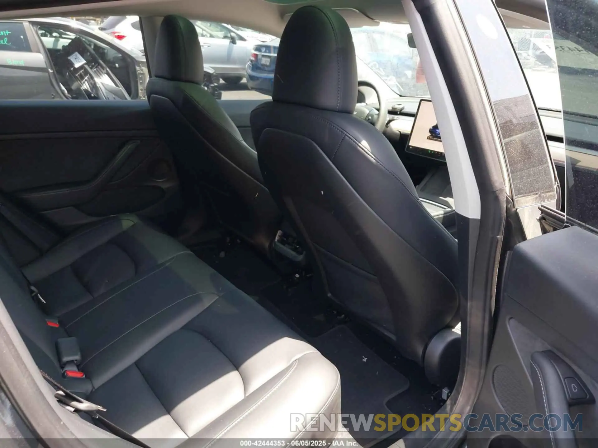 8 Photograph of a damaged car 5YJ3E1EC1PF706557 TESLA MODEL 3 2023
